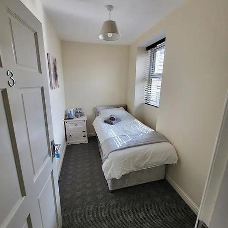 The Dublin Packet - Single Room 2 Holyhead Εξωτερικό φωτογραφία