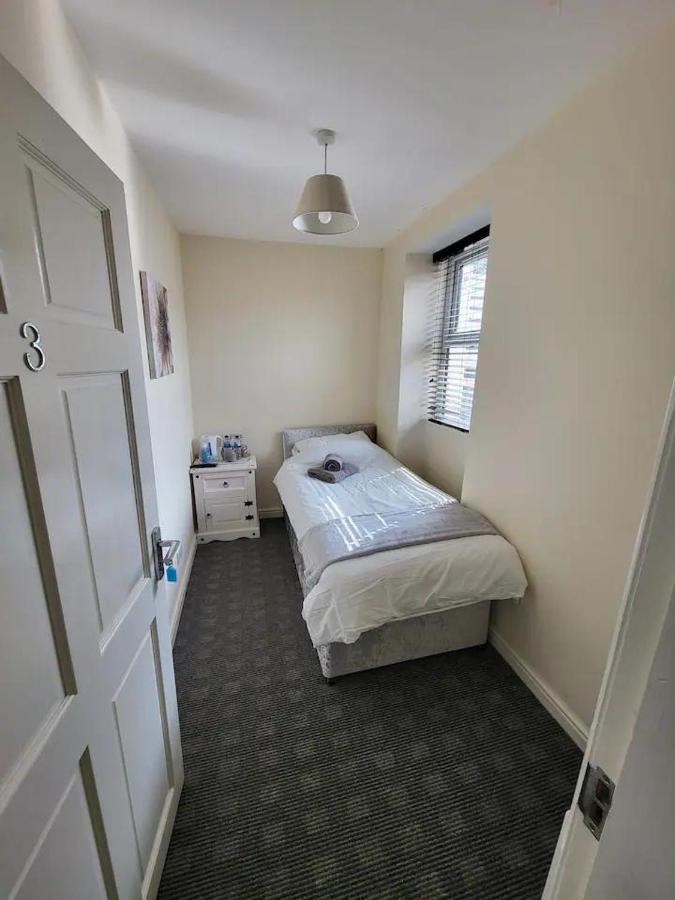 The Dublin Packet - Single Room 2 Holyhead Εξωτερικό φωτογραφία